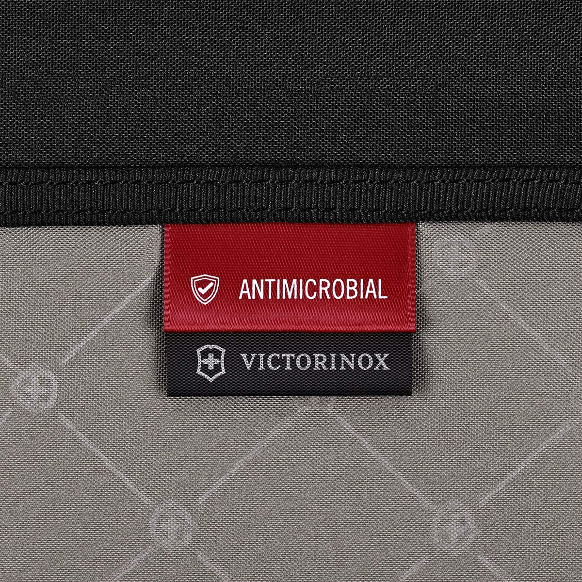 Travel Essentials Medium Packmaster
