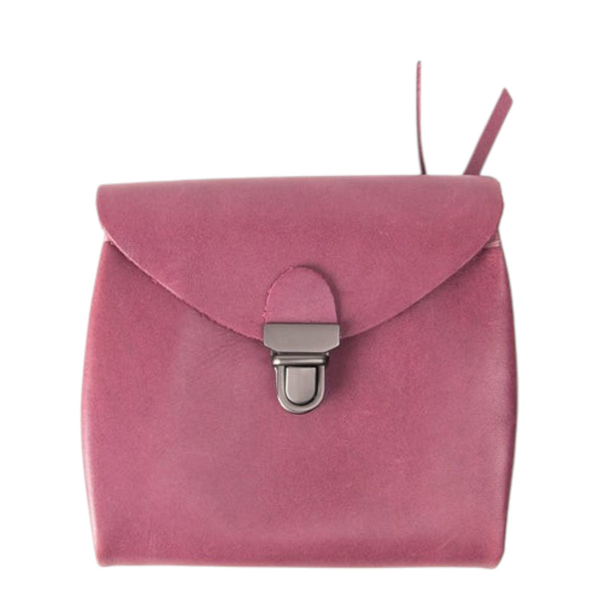 Lieblingstasche Fold Wallet S in dusty rose leather with a silver clasp closure and a small tab detail.