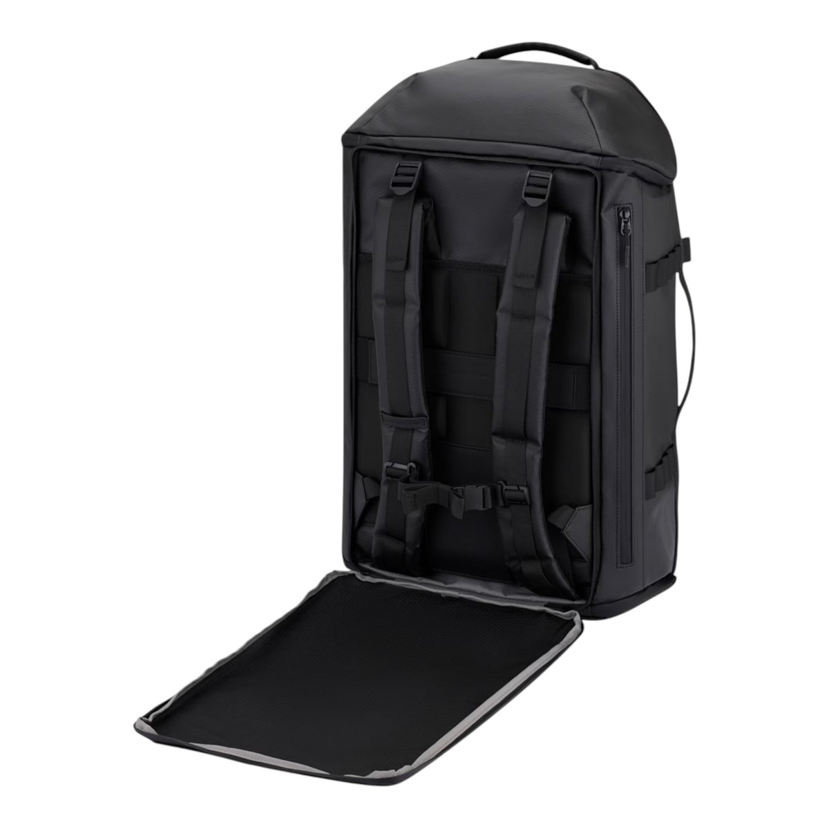 Lieblingstasche Lisbon Duffle Backpack L in black with adjustable shoulder straps and a wide-opening main compartment
