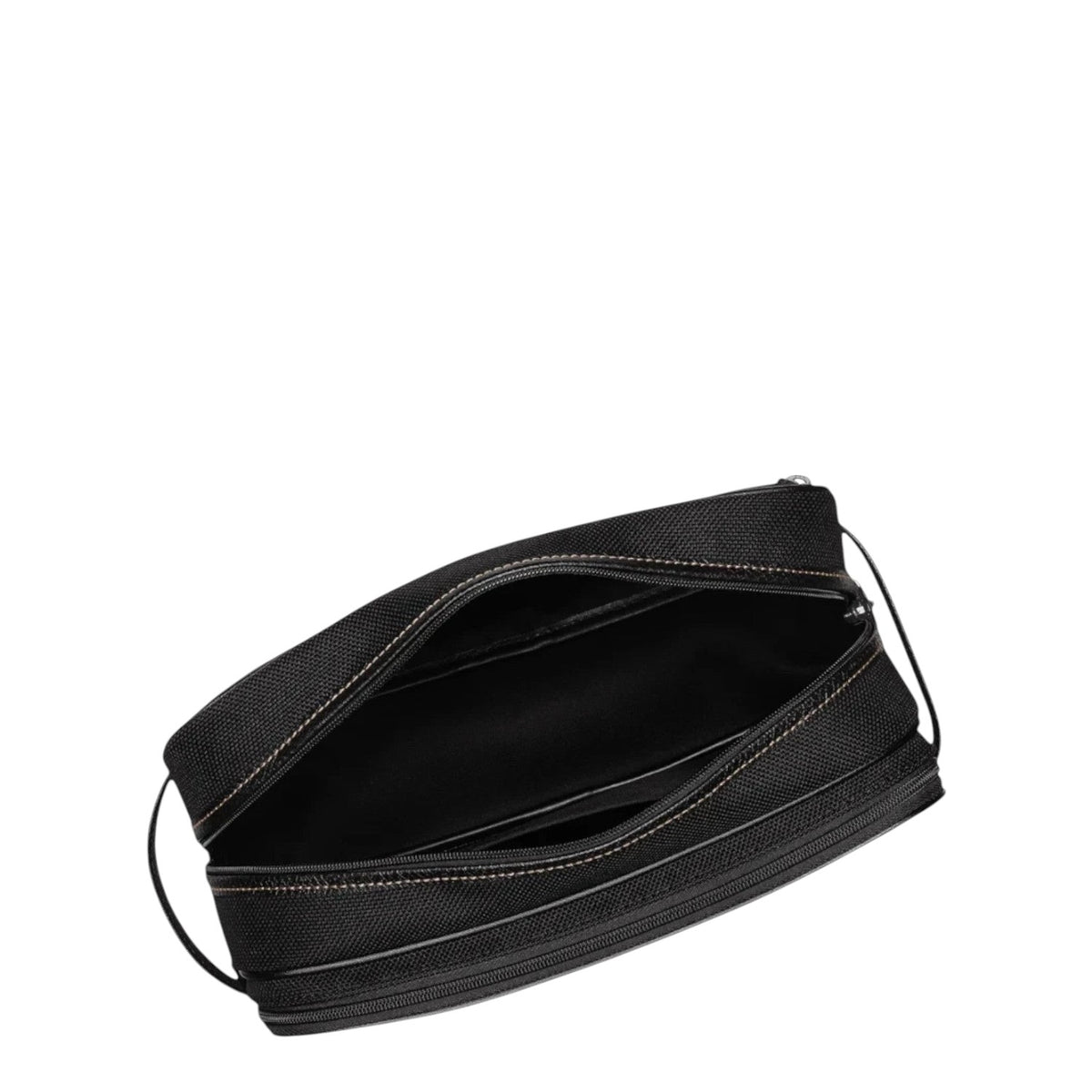 Lieblingstasche Longchamp Boxford black toiletry bag with two zippered compartments and contrast stitching