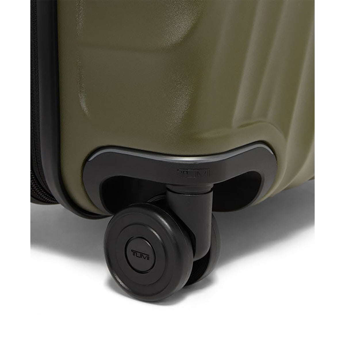 19 Degree International Expandable 4 Wheel Carry-On