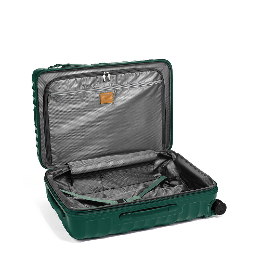 19 Degree Short Trip Expandable 4 Wheel P/C